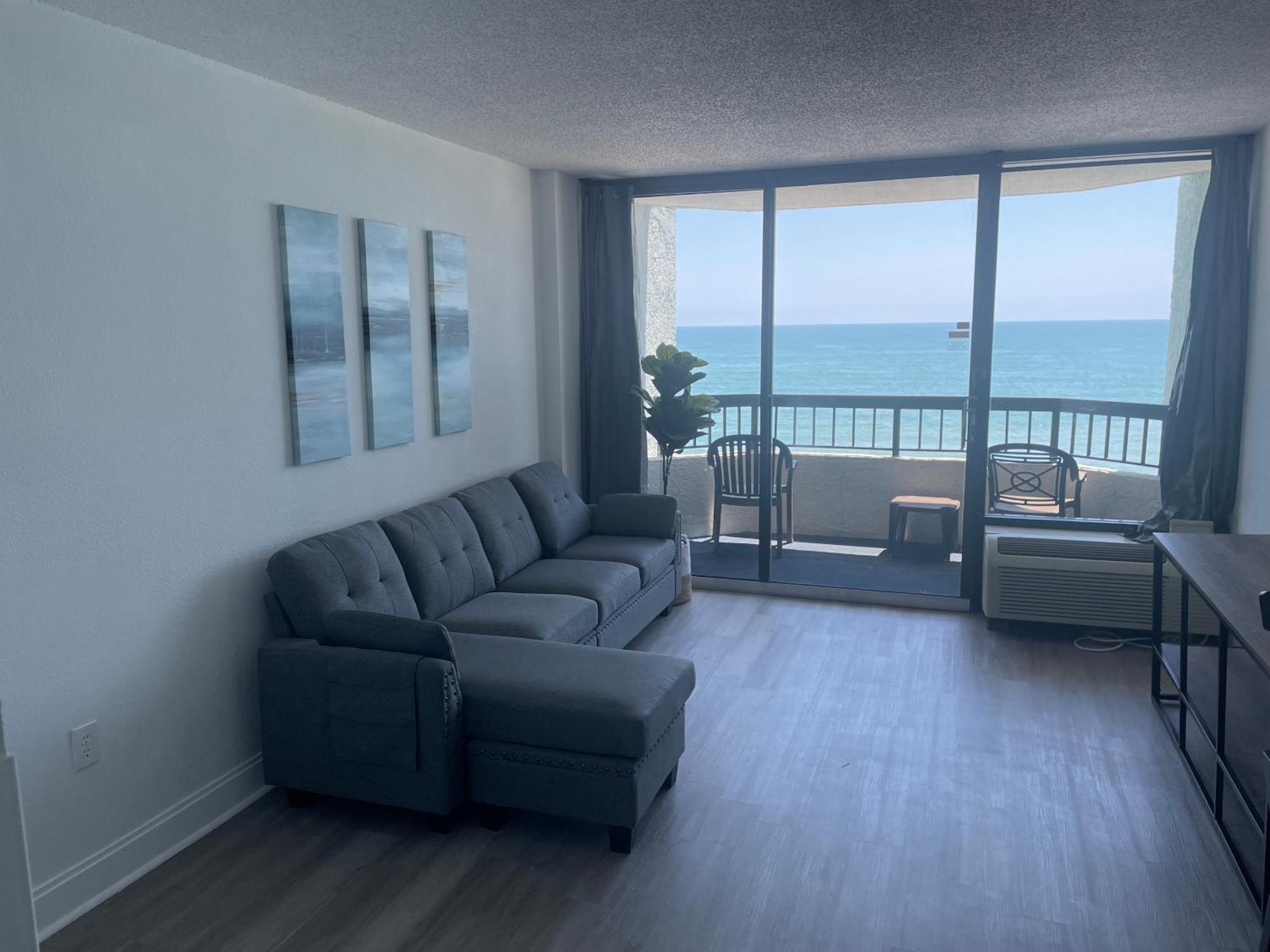 מירטל ביץ' Compass Cove Upgraded Oceanfront Condo Sleeps 4 מראה חיצוני תמונה